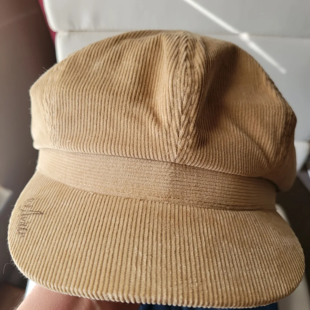 Aeropostale Hat ~ Cap ~ Newsboy ~ Tan Corduroy ~ Boho Hippie Vintage Look ~ GUC